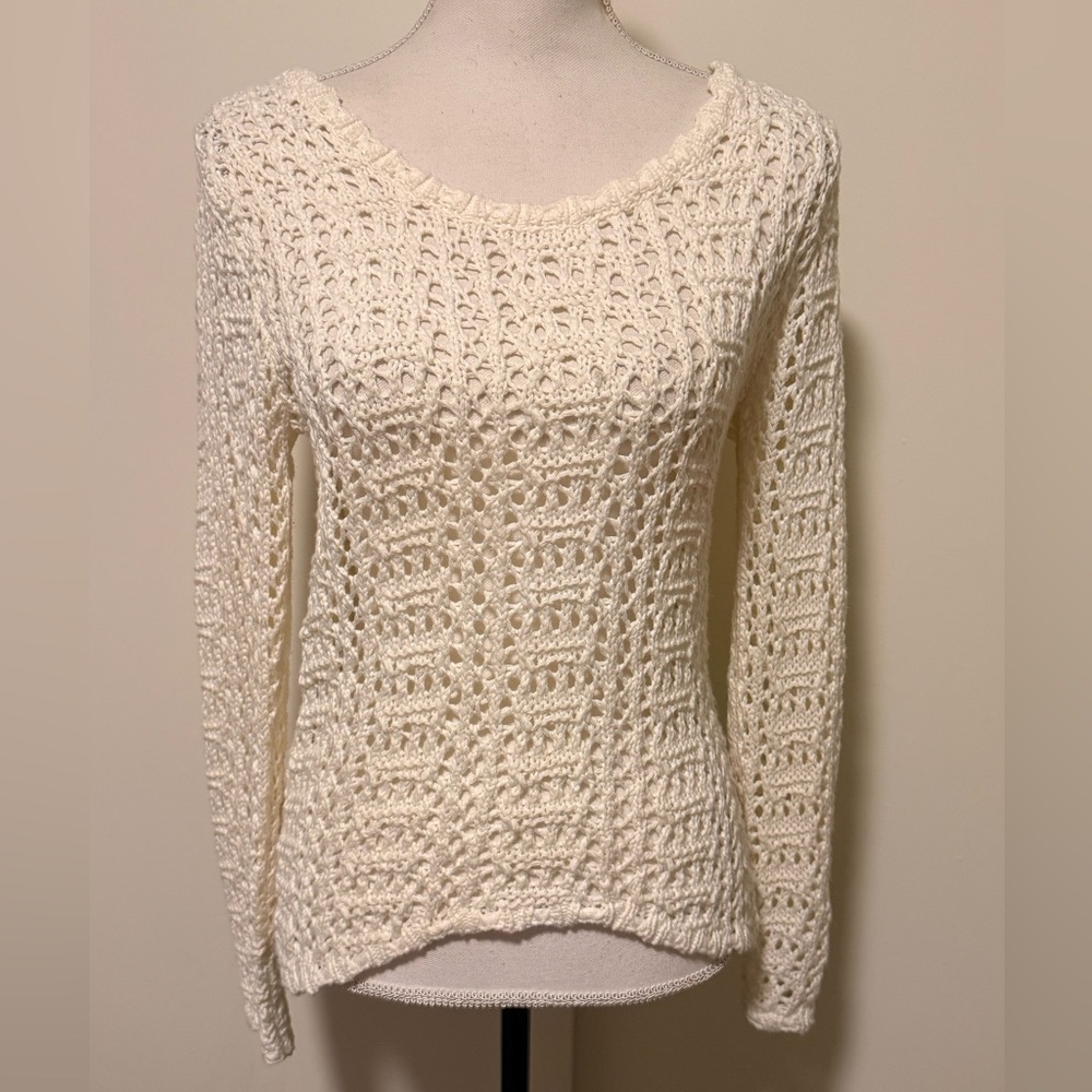 Venus crochet top size S